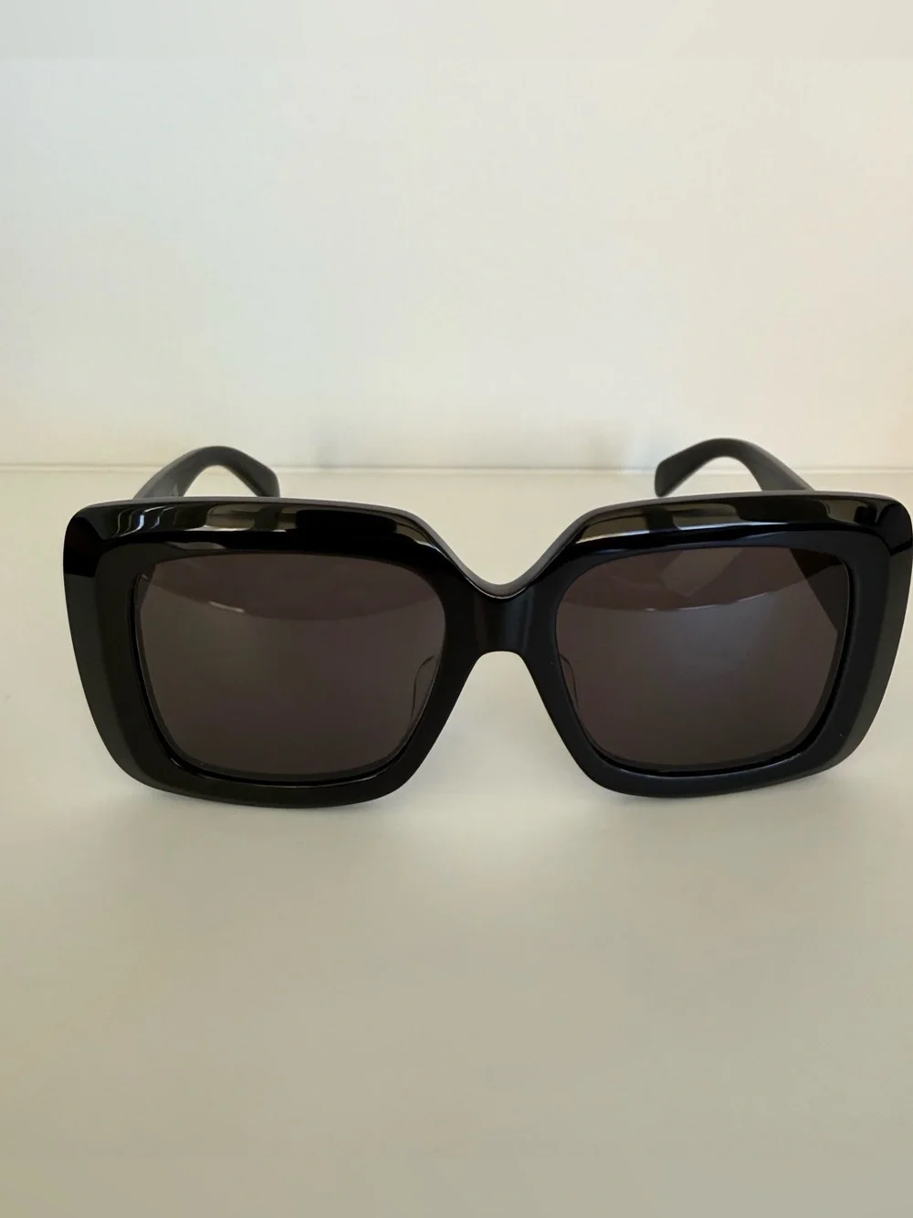 NEW!!! Celine women oversized sunglasses CL40263F 01A Authentic